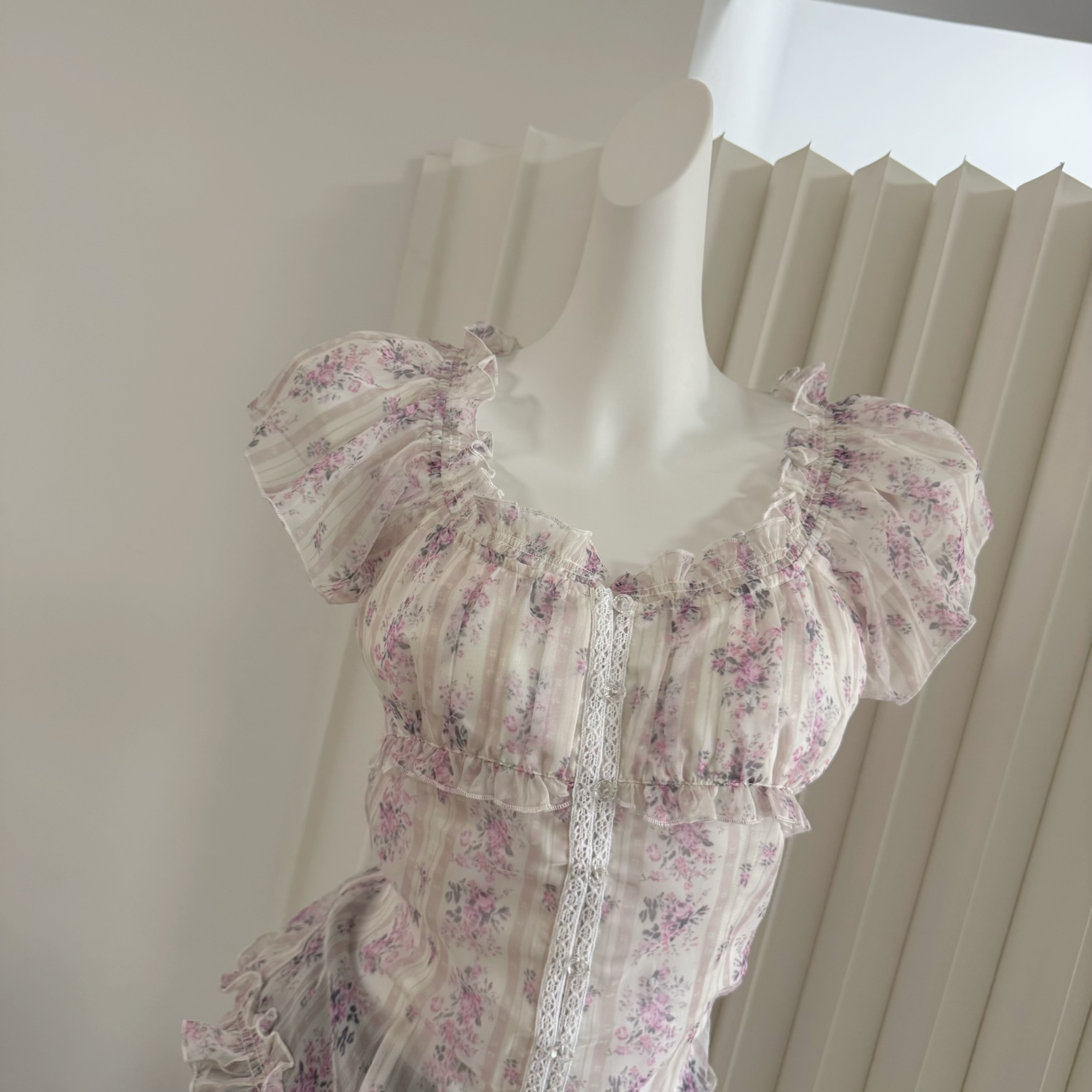 LilyQin Light Purple Floral Chiffon Top - Image 3