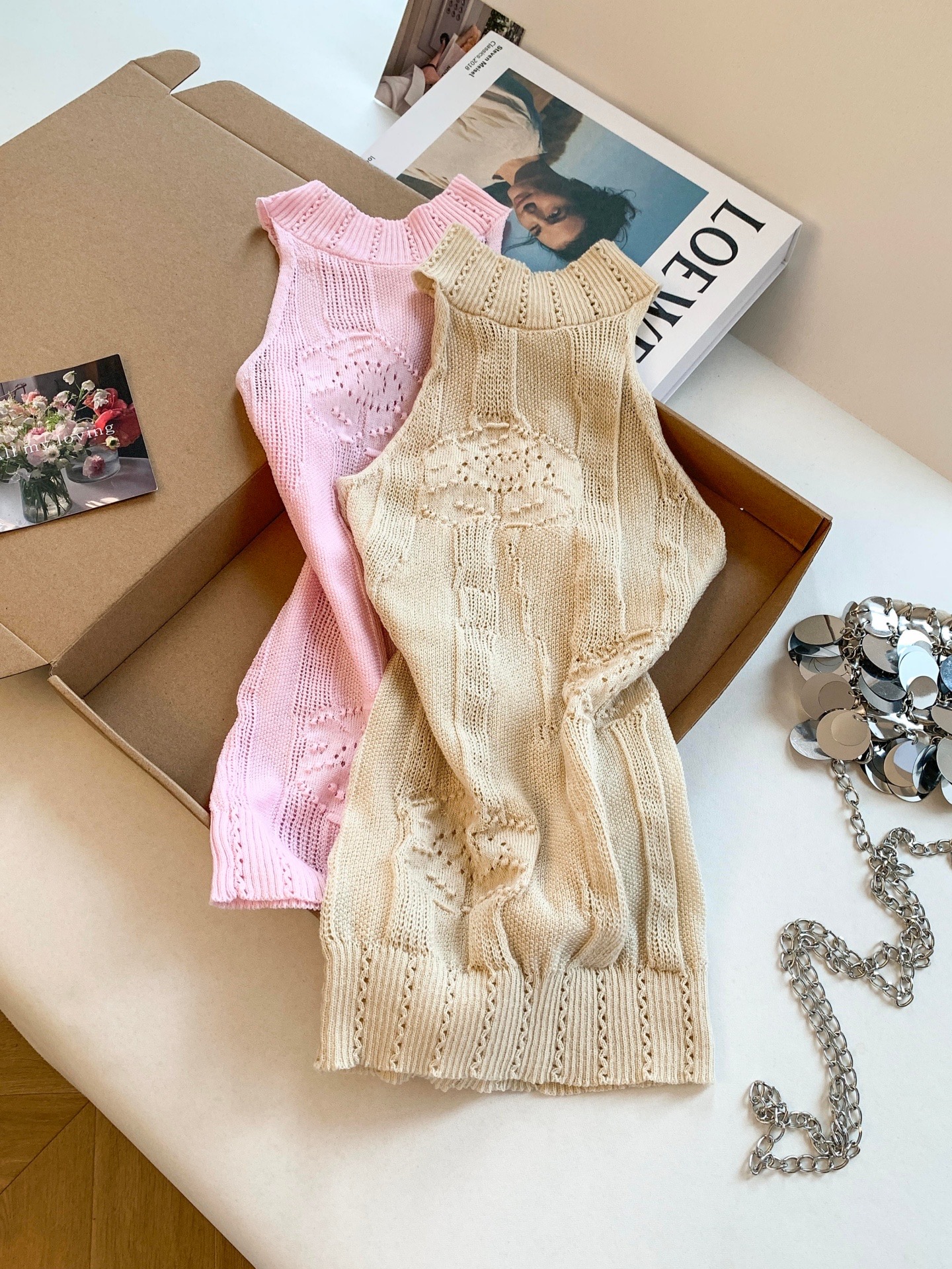 Women's Halter Neck Cutout Sleeveless Knit Tank Top Summer High Stretch Slim Fit Cropped Cami