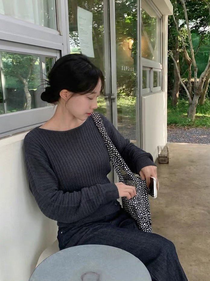 Off-Shoulder Knit Top for Women French Style Long Sleeve Autumn Pullover - Image 4