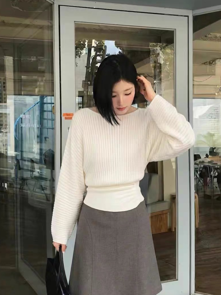 Off-Shoulder Knit Top for Women French Style Long Sleeve Autumn Pullover